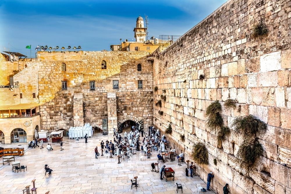 Cultural and Historical Significance: Pilgrimage Sites as Living Heritage