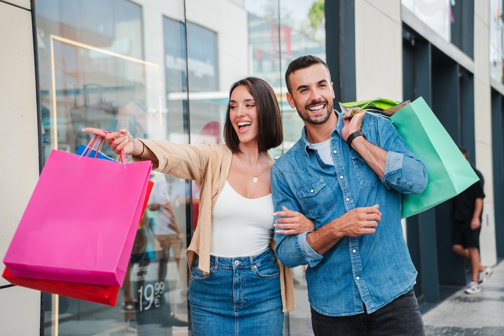Shopping Districts: Exploring the Heartbeat of Urban Culture